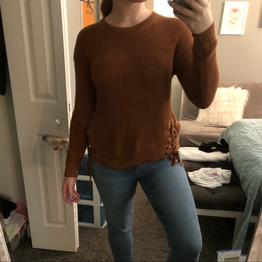 Rust colored sweater size small